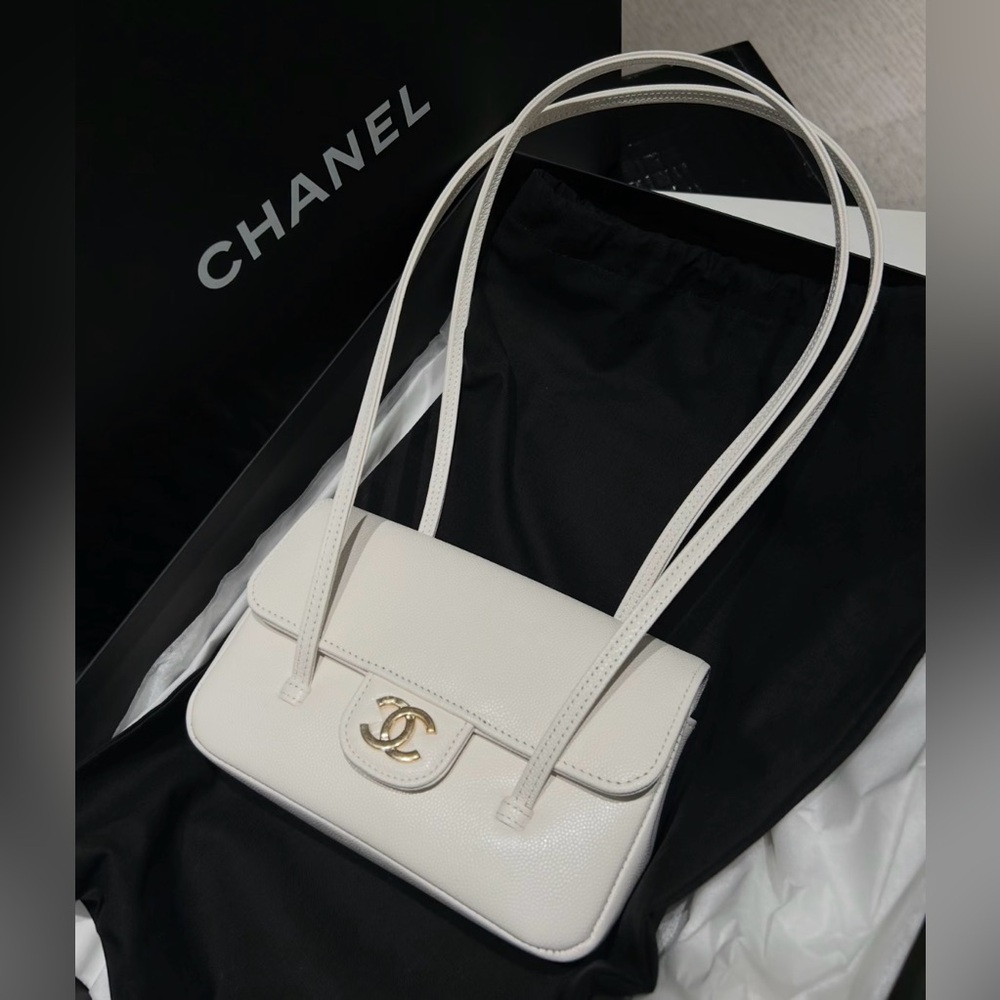 NWT Chanel SS26 coco preppy white SLG